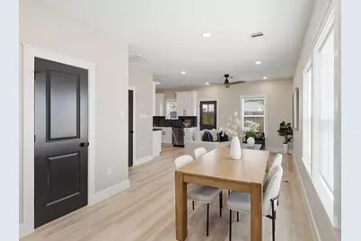 4723 Mallow Street #B, Houston, TX 77033 - Photo 4