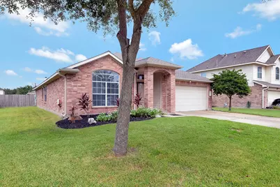 7307 Shade Court, Pearland, TX 77584 - Photo 2