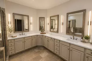 4899 Montrose Blvd, Houston, TX 77006 - Photo 10