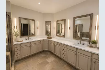 4899 Montrose Boulevard #1905, Houston, TX 77006 - Photo 10