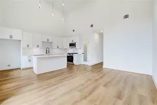 6710 Kassarine Pass, Houston, TX 77033 - Photo 6