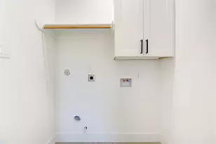 6710 Kassarine Pass, Houston, TX 77033 - Photo 10