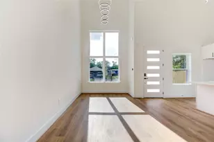 6710 Kassarine Pass, Houston, TX 77033 - Photo 4