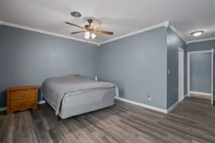 2006 Main St, Danbury, TX 77534 - Photo 18