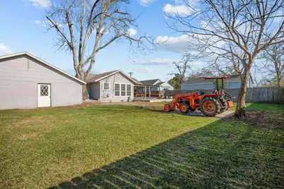 2006 Main Street, Danbury, TX 77534 - Photo 30