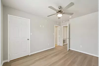 254 Plez Morgan Drive #D, Montgomery, TX 77356 - Photo 30