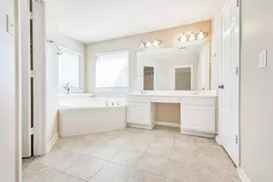 9902 Memorial Crossing Dr, Tomball, TX 77375 - Photo 26