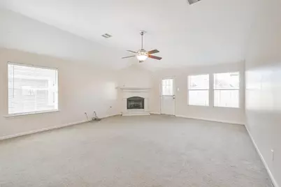 9902 Memorial Crossing Drive, Tomball, TX 77375 - Photo 6