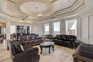 135 1st St, Dickinson, TX 77539 - Photo 8