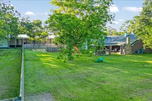 3755 County Rd 949B, Alvin, TX 77511 - Photo 30