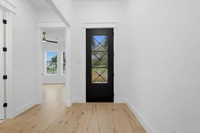 745 S Carroll Street, La Porte, TX 77571 - Photo 2