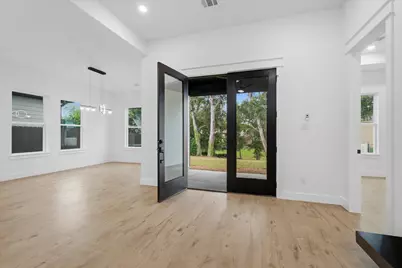 745 S Carroll Street, La Porte, TX 77571 - Photo 6