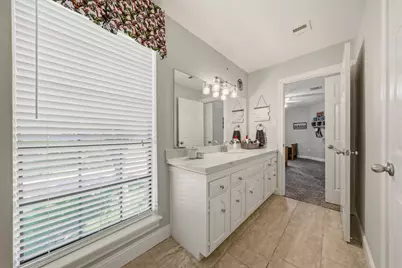 15903 Redwood Place Drive, Houston, TX 77079 - Photo 32