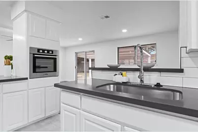 322 E Edgebrook Drive, Houston, TX 77034 - Photo 10