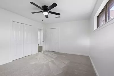 322 E Edgebrook Drive, Houston, TX 77034 - Photo 30