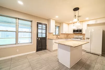 7406 Baneway Drive, Houston, TX 77072 - Photo 6