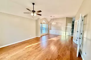 10435 Claybrook Dr, Houston, TX 77089 - Photo 6