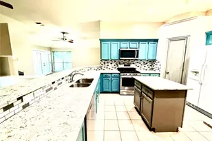 10435 Claybrook Dr, Houston, TX 77089 - Photo 16