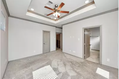 8605 Hollyoaks Creek Lane, Houston, TX 77063 - Photo 36