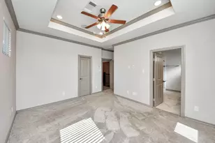 8605 Hollyoaks Creek Ln, Houston, TX 77063 - Photo 36