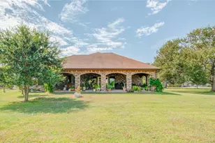 423 Elm St, Oyster Creek, TX 77541 - Photo 28