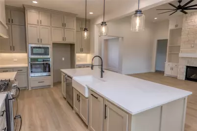 10037 Clear Woods Court N, Washington, TX 77880 - Photo 16