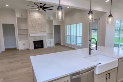 10037 Clear Woods Court N, Washington, TX 77880 - Photo 14