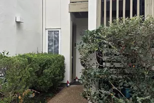 2100 Tanglewilde St, Houston, TX 77063 - Photo 4