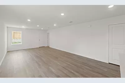 961 Sutherland Falls, Conroe, TX 77303 - Photo 6