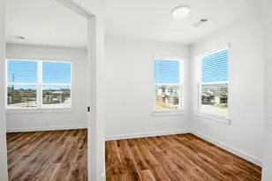 1801 N Peach Creek Dr, Dayton, TX 77535 - Photo 22