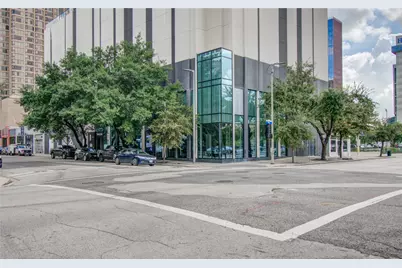 1211 Caroline Street #1502, Houston, TX 77002 - Photo 2