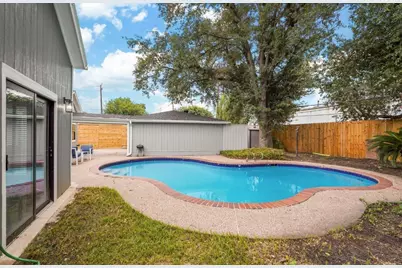 3327 Freshmeadows Drive, Houston, TX 77063 - Photo 38