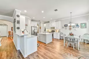 121 Borondo Reach, La Marque, TX 77568 - Photo 10