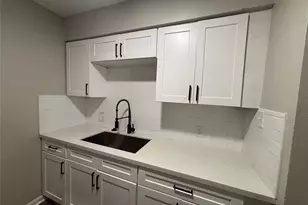 910 7th Ave N, Texas City, TX 77590 - Photo 6