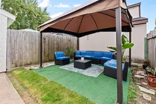 10327 Gladewood Dr, Houston, TX 77041 - Photo 22