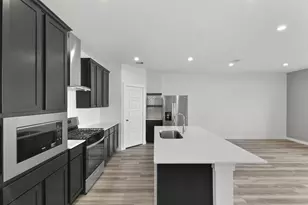 12238 City Rose Ct, Houston, TX 77047 - Photo 6