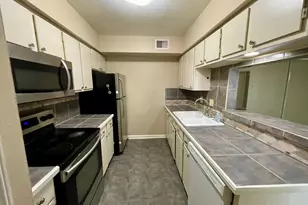 4635 Wild Indigo St, Houston, TX 77027 - Photo 6