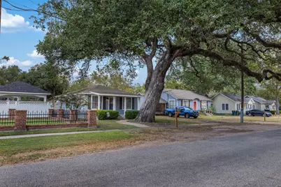 428 Preston Street, Columbus, TX 78934 - Photo 24