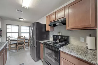 10436 Royal Duaine Drive, Conroe, TX 77303 - Photo 6
