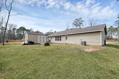 10436 Royal Duaine Drive, Conroe, TX 77303 - Photo 4