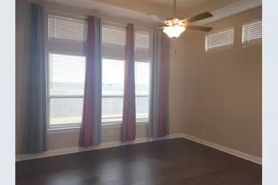 6802 Regal Lakes Drive, Katy, TX 77493 - Photo 6