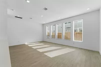 2206 Via Isa Lane, Houston, TX 77051 - Photo 10