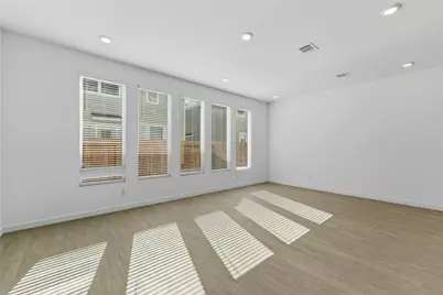 2206 Via Isa Lane, Houston, TX 77051 - Photo 8