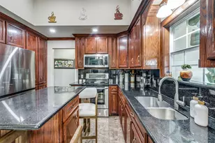 7953 Hammerly Blvd, Houston, TX 77055 - Photo 2