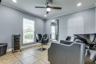 7953 Hammerly Blvd, Houston, TX 77055 - Photo 18