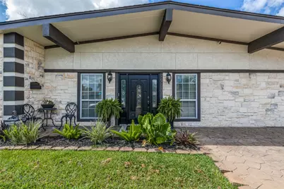 7953 Hammerly Boulevard, Houston, TX 77055 - Photo 1