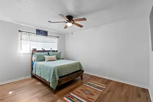 2205 Buchanan Dr, Baytown, TX 77520 - Photo 24