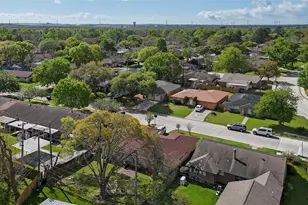 2205 Buchanan Dr, Baytown, TX 77520 - Photo 38