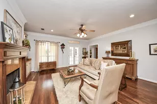 10435 Crestwater Cir, Magnolia, TX 77354 - Photo 6