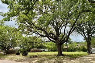 9410 Cranleigh Ct, Houston, TX 77096 - Photo 10